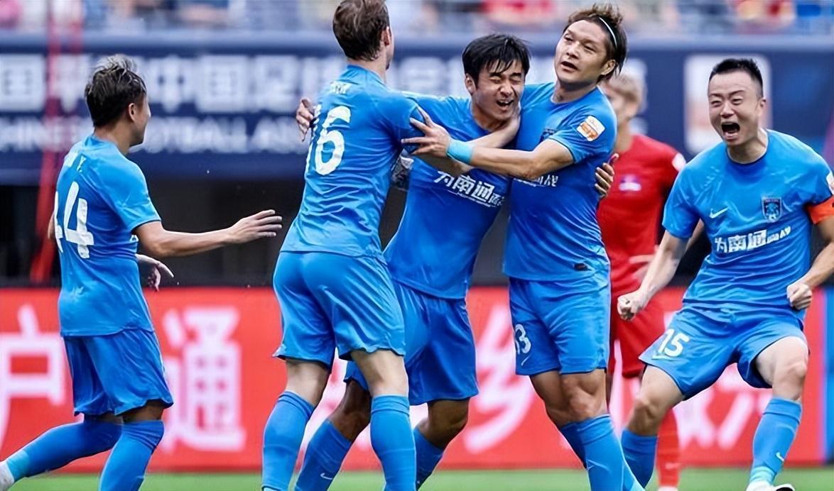 NBA赛程-薛庆浩留在申花冬训后，他本赛季还能坐稳球队主力吗，引发热议